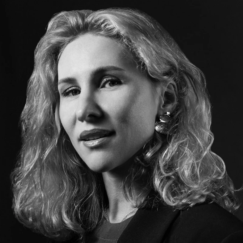 Фото сотрудника