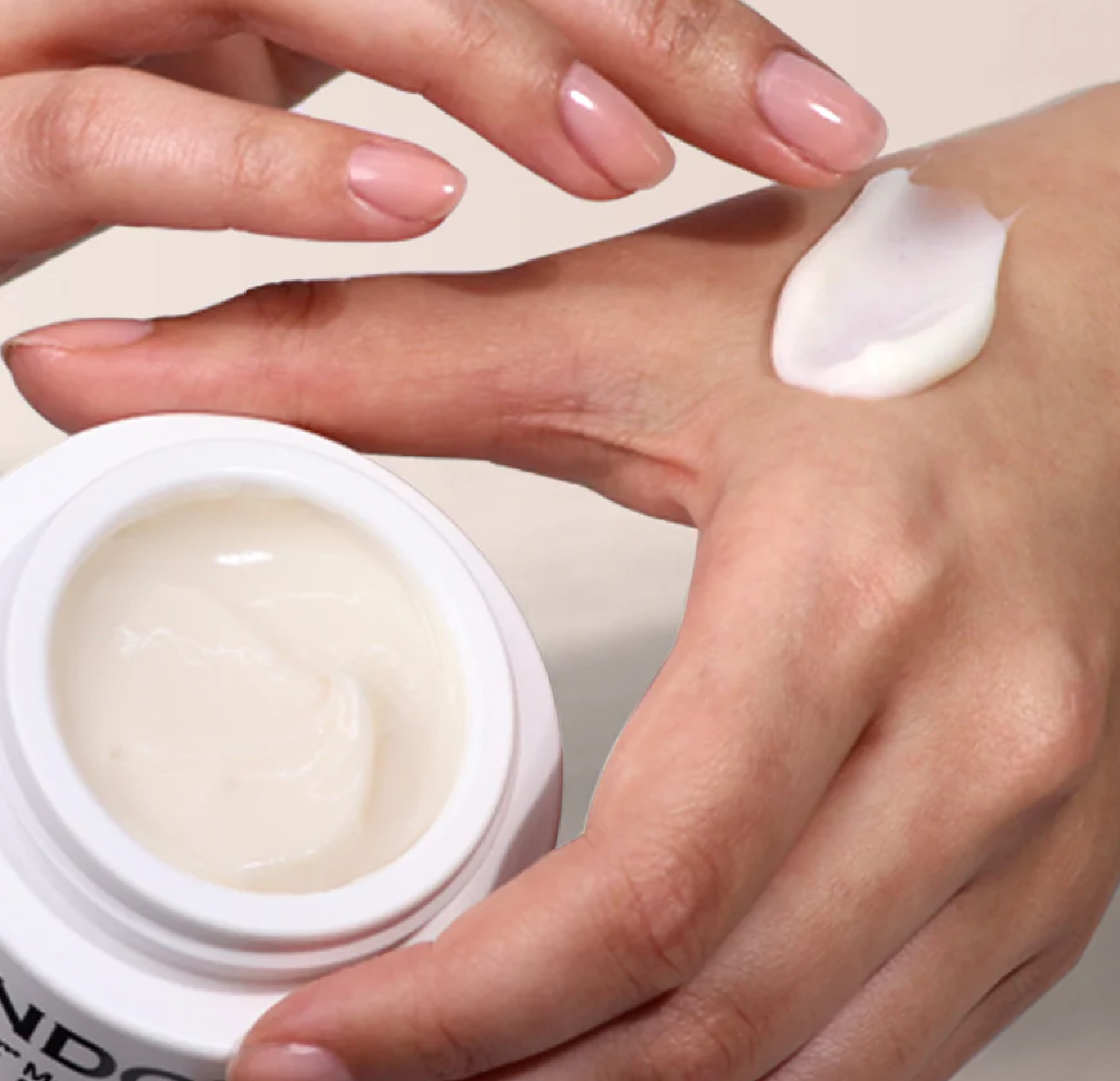 kur Moisture Renew Hand Serum / kur Обновляющая сыворотка для рук Жидкий шёлк, 26,6 мл, 