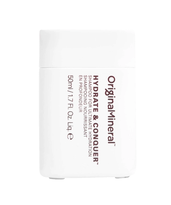 O&M Hydrate & Conquer Shampoo For Ultimate Hydration